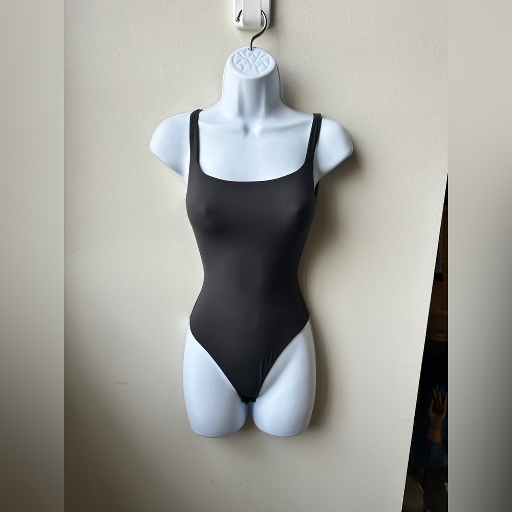 SKIMS Fits Everybody Square Neck Bodysuit, XS, Onyx, NWT